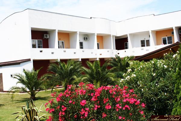 Hotel Sharmat Pizunda Exterior photo